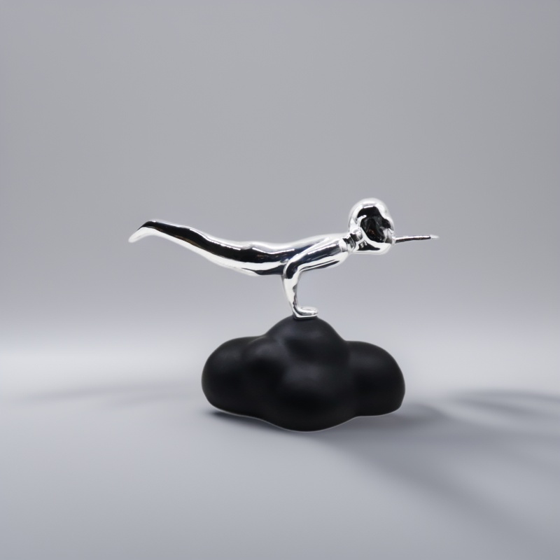 Simple and modern silver black resin fun cloud pilot sculpture…