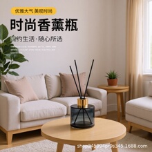 �羳�Ӻ�����޹ƿ�o��U������ɫ�A�����b[����ˮ��޹��ƿ