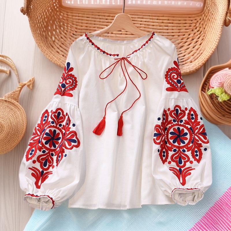 Bohemian Embroidered V-Neck Blouse With Tassel Trim & Lantern Sleeves – Loose Fit Vacation Shirt For Women_ecoleips.com