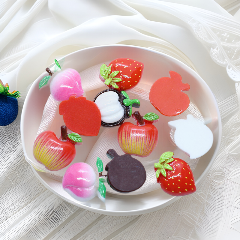 Simulation strawberry apple peach fruit series diy jewelry accessories cream mobile phone shell material factory direct sales
