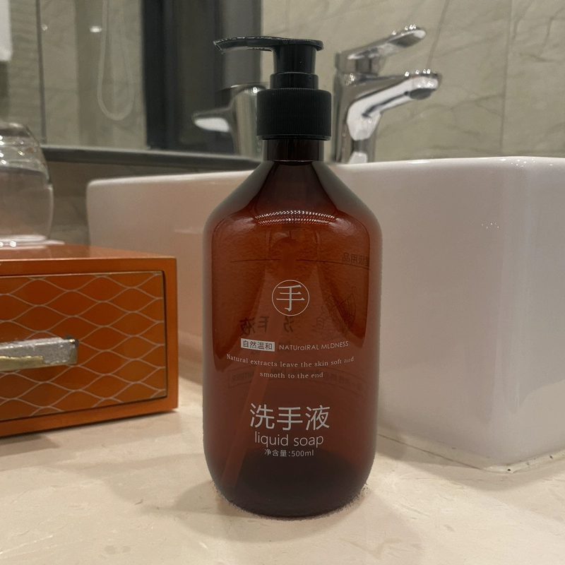 Shampoo, shower gel, bottle, conditioner, hand sanitizer, container