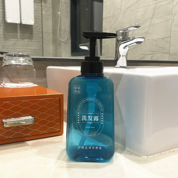 Shampoo, with gem