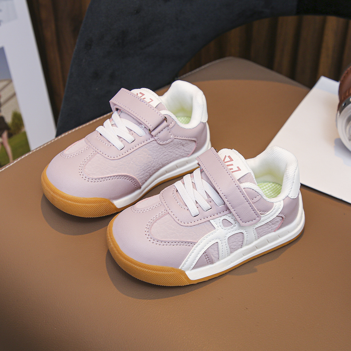 Girl Leather Shoes 2025 New arrival Spring and Autumn kids Soft Bottom Shoes Boys' Leather Forrest Gump Shoes Little Girl Flats Tide