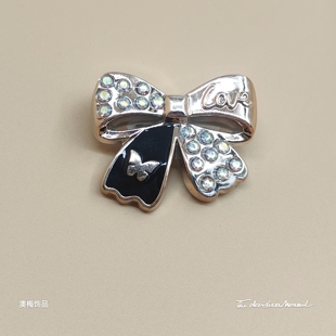 ��÷��Ʒ�m��cross����Ь�����Y�B�w�W��b���DIY�ɲ�ж���z
