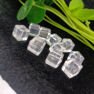 Natural Crystal Milk White Crystal Sugar Cube Pendant Bracelet DIY Accessories