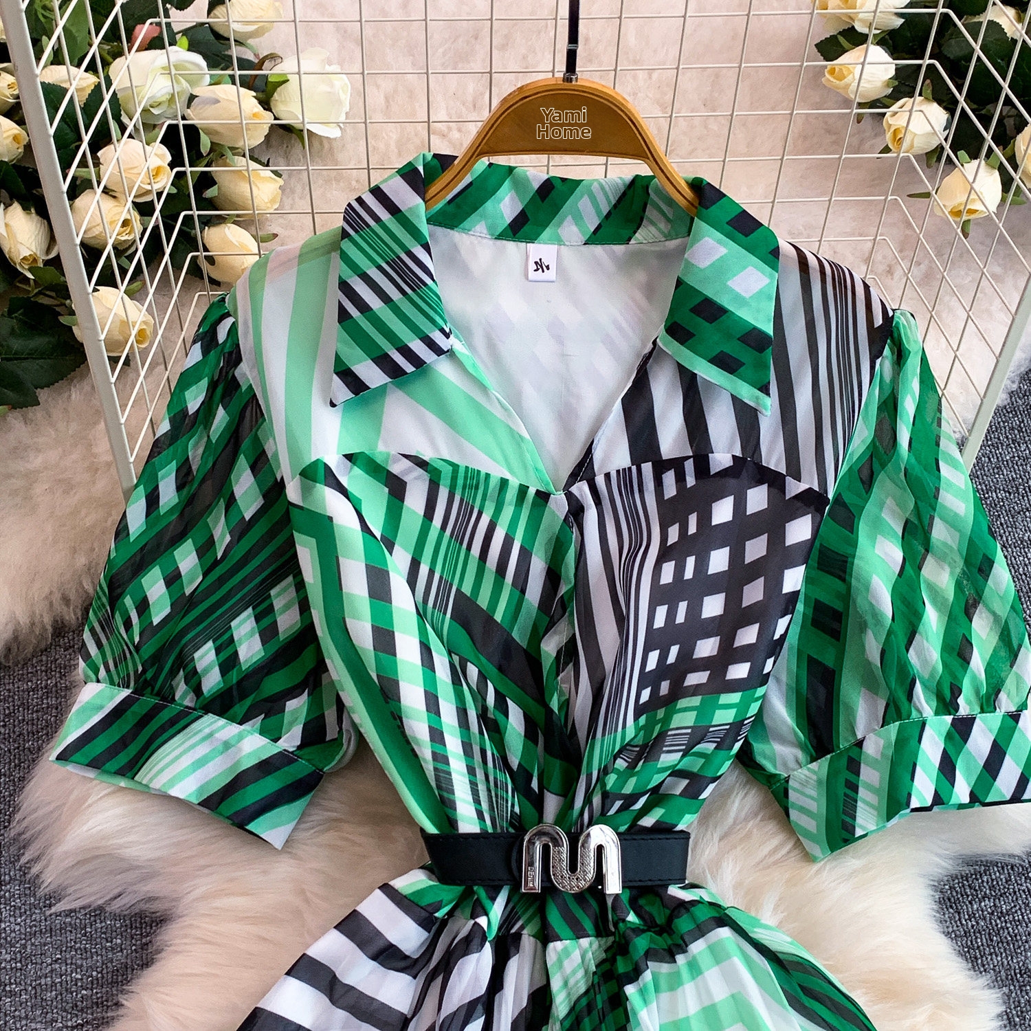 Women's French Style Geometric Print Dress Lapel Short Sleeve Fitted Waist Pleated Long Skirt Summer Commuter Style_ecoleips.com