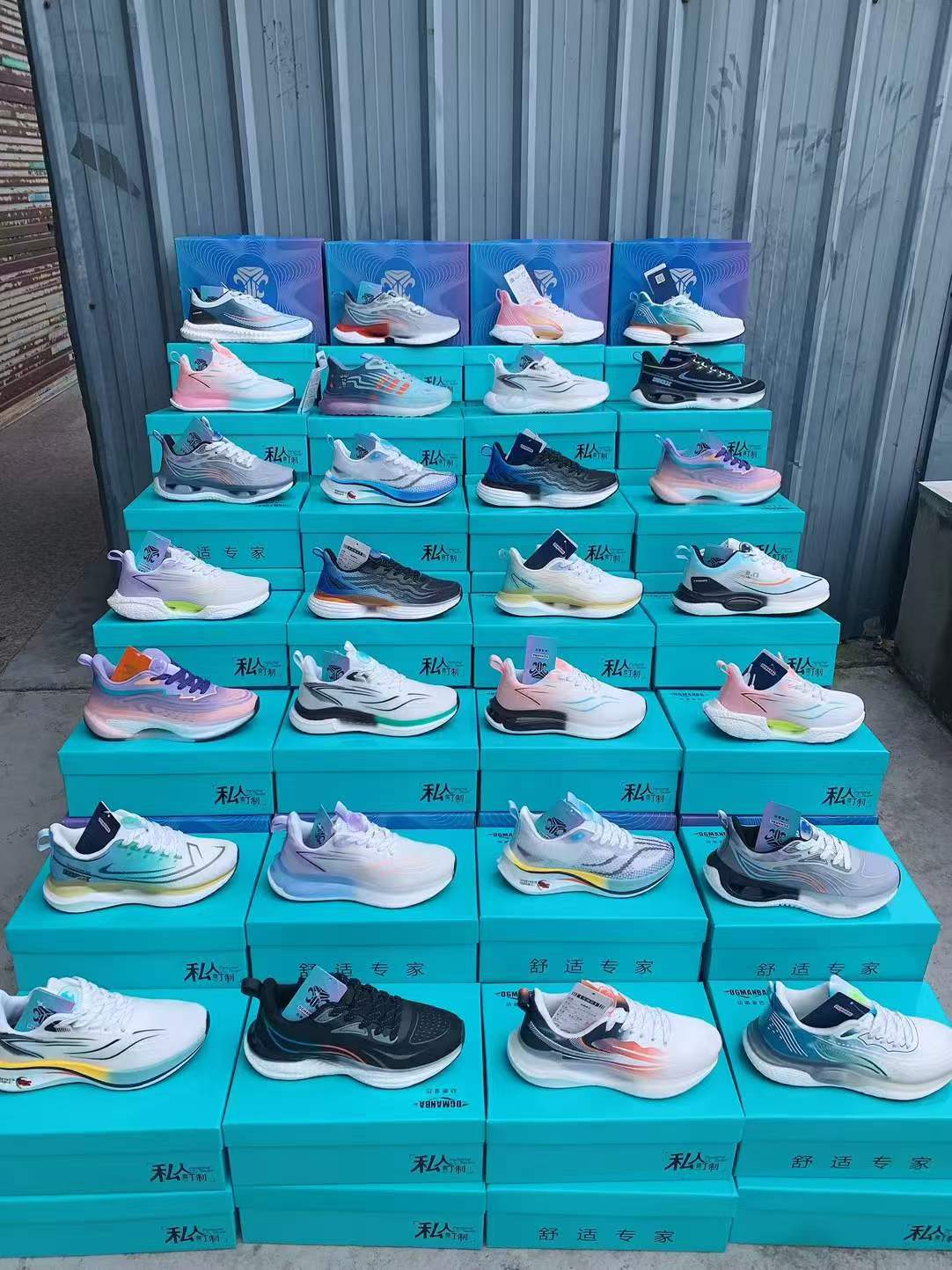 休闲运动男鞋库存鞋透气跑步鞋直播摆摊低价处理鞋货源透气舒适