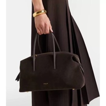 DeMellier2026�¿��ļ��W���r���K�����ذ����İ������������̖