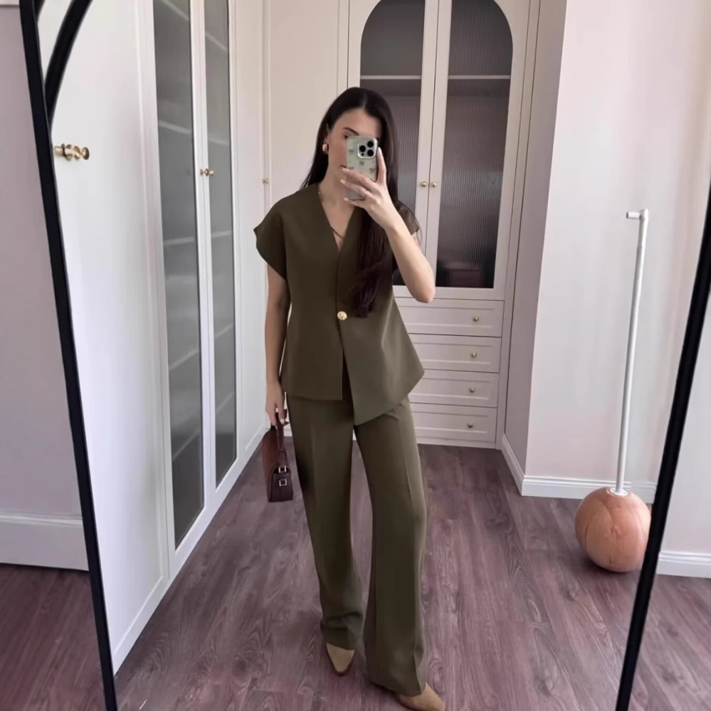 Damesblouse met knoopsluiting en wijde broek set_voghion.com