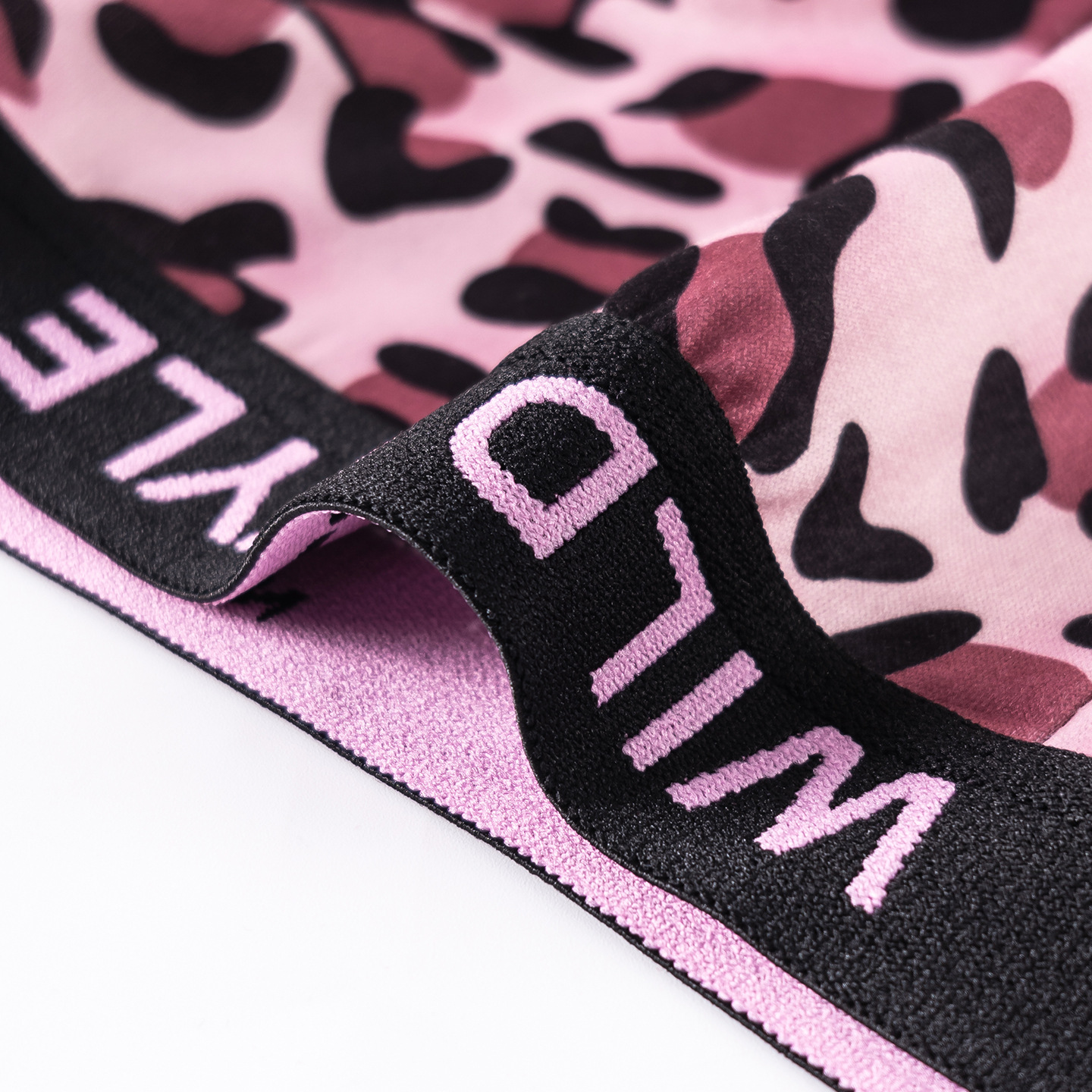Men's Pink Leopard Print Boxer Briefs Seamless Athletic Trunks_voghion.com