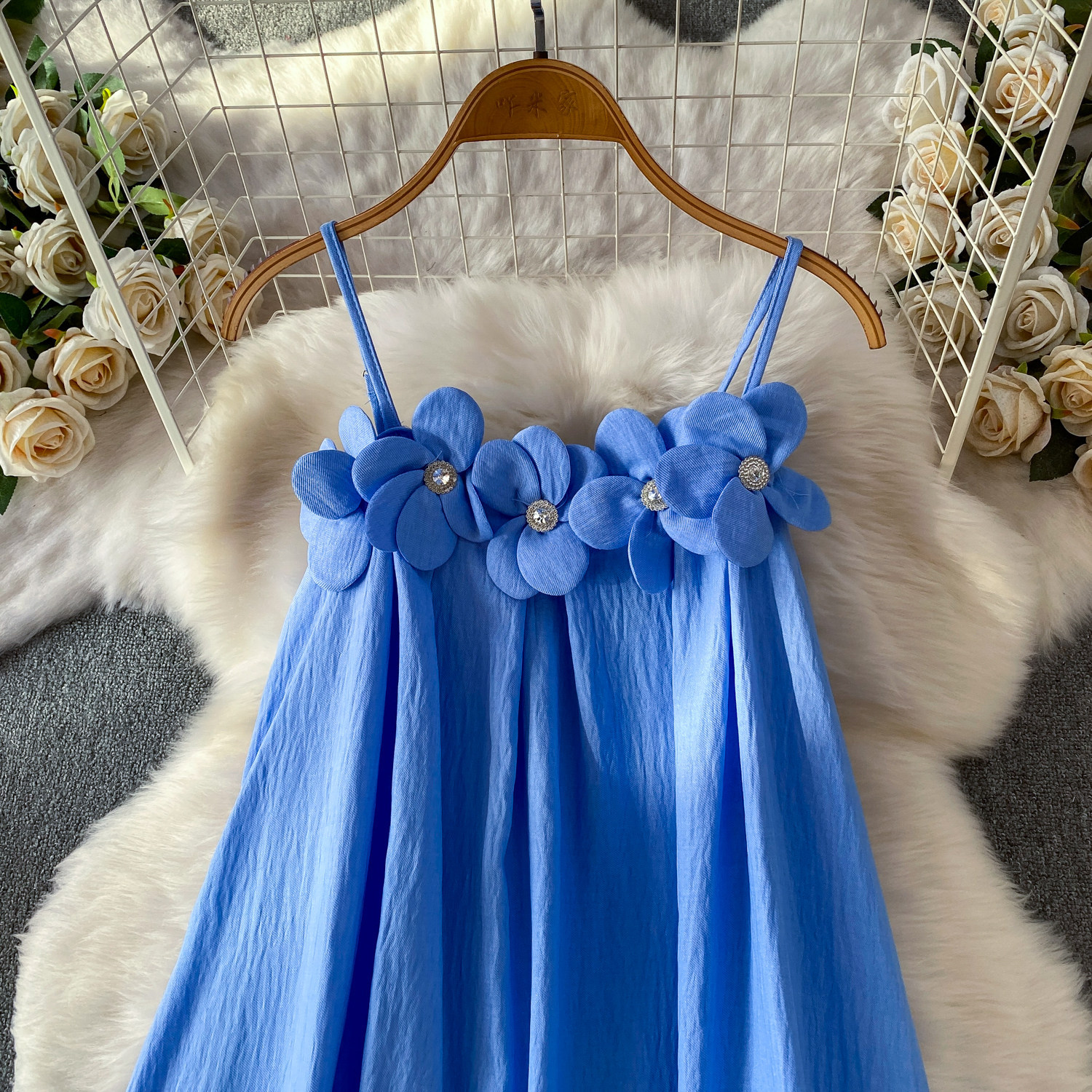 High-End Women's Summer Halter Dress Rhinestone Embellished 3D Floral A-Line Maxi Dopamine Blue Luxury Inspired Vacation Dress_ecoleips.com