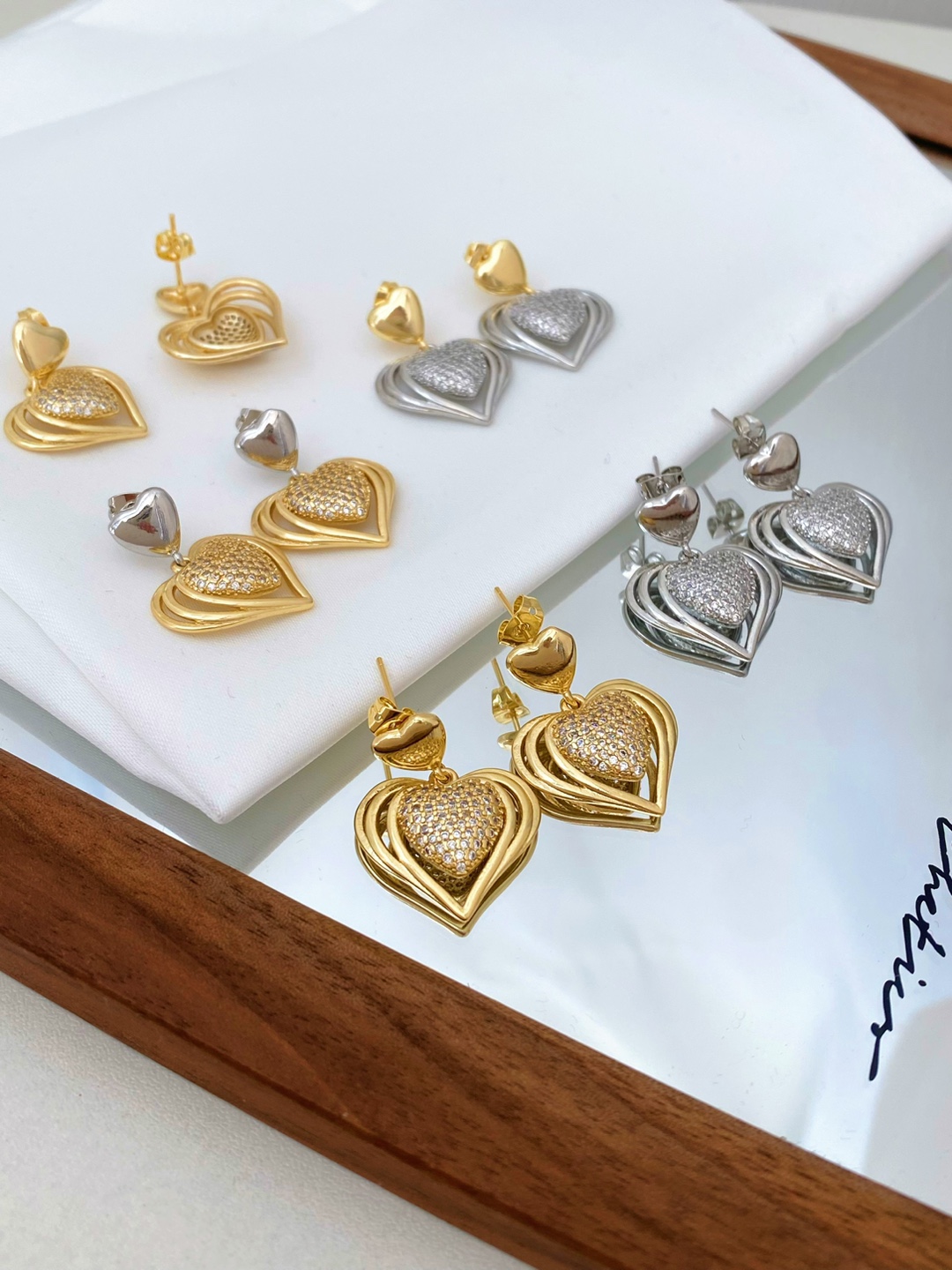 9g Weight Copper Ear Needle Material 18K Gold Plated Plating Material Zircon Inlay Material Drop Earrings Classification 1 Pair Quantity 1 Pair Sweet Heart Shape Mixed Metal Plating Inlay Copper Zircon 18K Gold Plated Drop Earrings