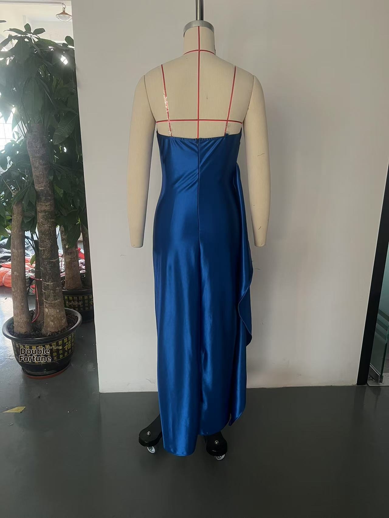 Women's Clothing Elegant Evening Gown Slim Fit V Waist Satin Slit Transparent Shoulder Strap Sexy Women's Party Wear_ecoleips.com