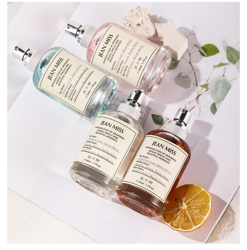 Eau de toilette da donna fragranza floreale lunga durata profumo_voghion.com