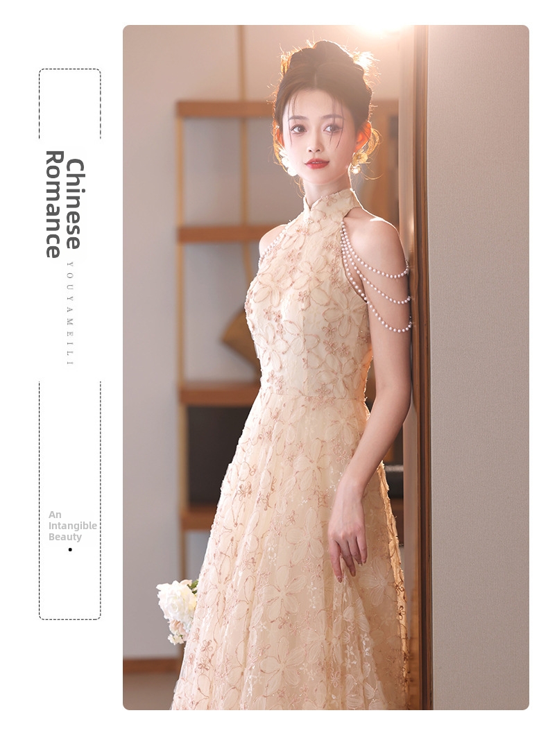 Elegant Floral Halter Neck Cheongsam Dress For Engagement Party, Banquet, And Bride's Homecoming_ecoleips.com
