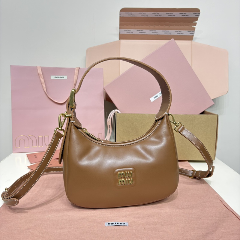 MIU Miu bag 2026 new model crescent bag autumn and winter dumpling bag commuter black crossbody bag handbag underarm bag