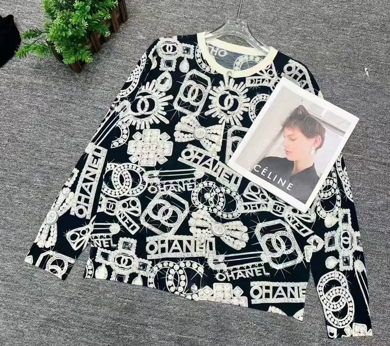 New Fashionable Chanel-Style Round-Neck Wool Cardigan New Fashionable Chanel-Style Round-Neck Wool Cardigan