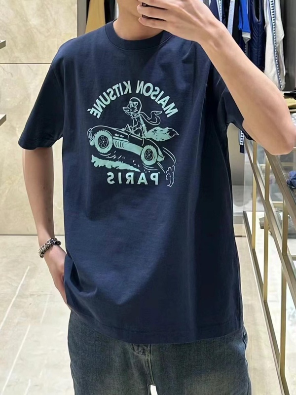 Mk Special Offer!! Little Fox 2024 Spring/Summer New Racing Fox Print Round Neck T-Shirt Unisex Short Sleeve Mk Special Offer!! Little Fox 2024 Spring/Summer New Racing Fox Print Round Neck T-Shirt Unisex Short Sleeve