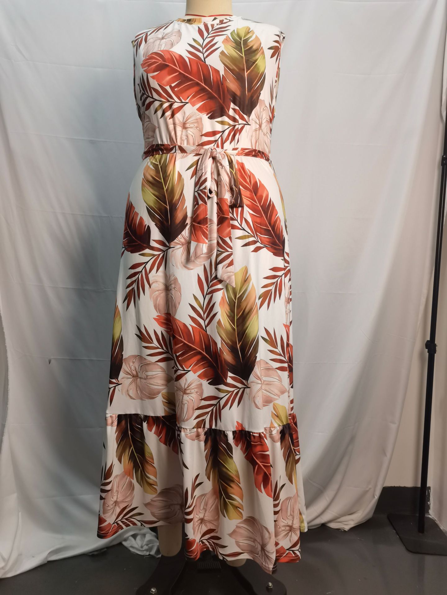 Dam maxi klänning med blommigt tryck hög midja plus size_voghion.com