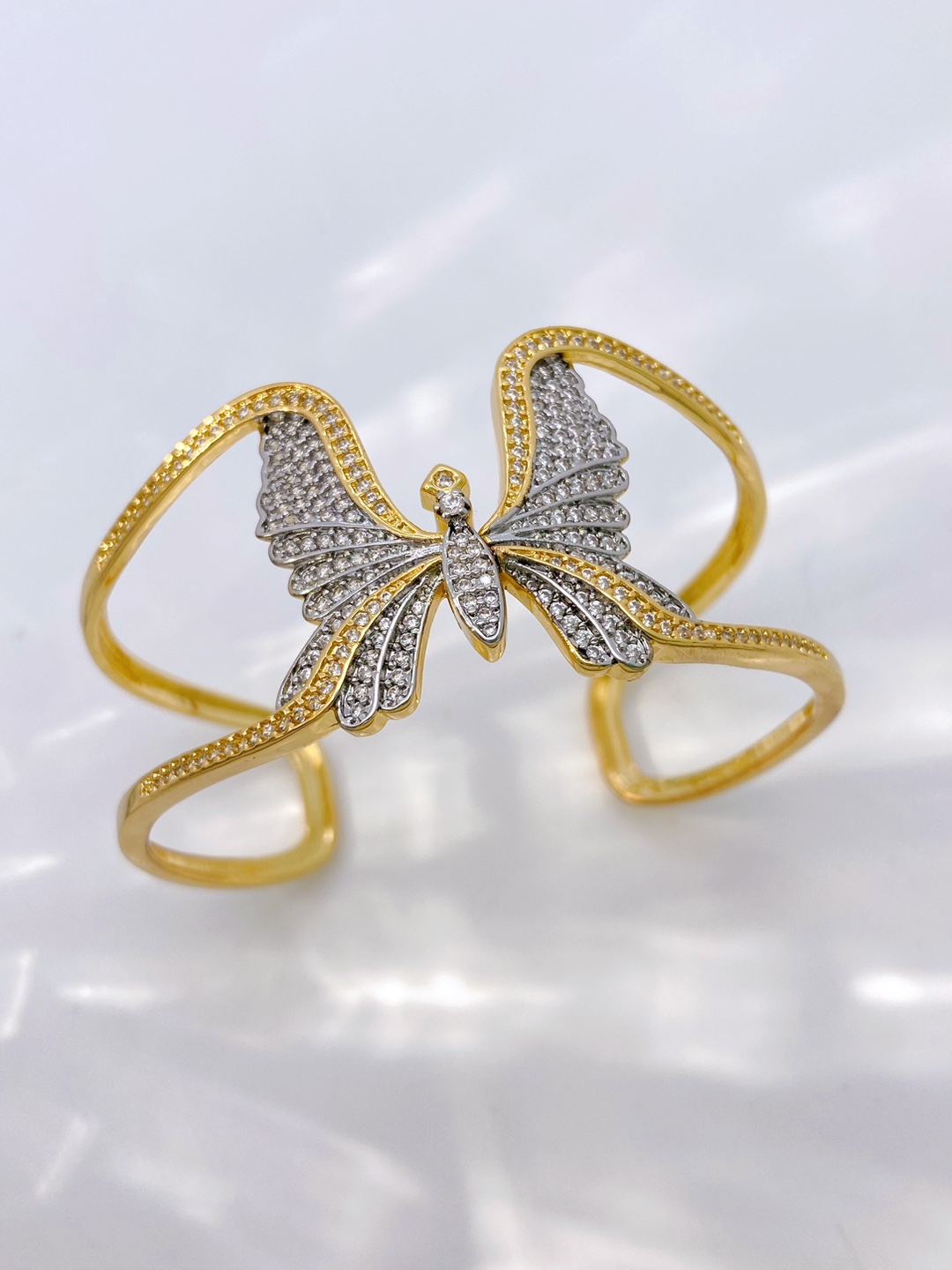 Mixed Metal, Plating Design Wholesale Jewelry Elegant Glam Butterfly Copper Mixed Metal Plating Rings Bangle