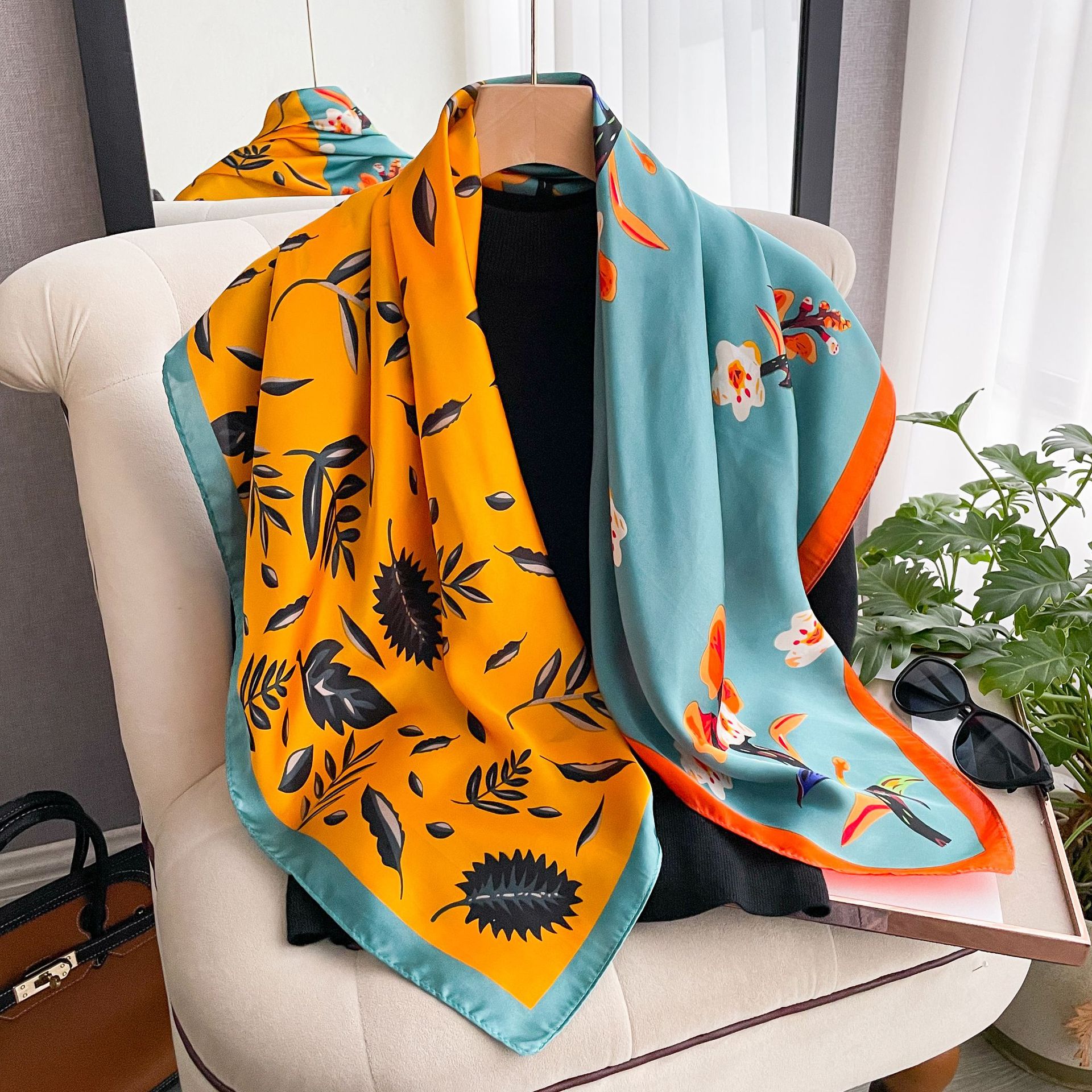 Small Square Scarf For Women Silk Neckerchief Versatile Accessory_voghion.com