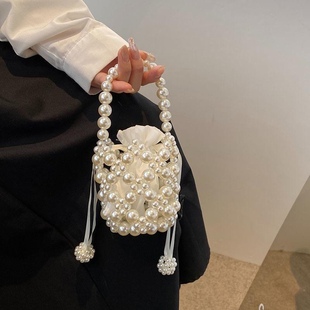 Women's pearl chain bag 2023 Summer new shoulder messenger bag woven high-grade fairy portable pearl bag