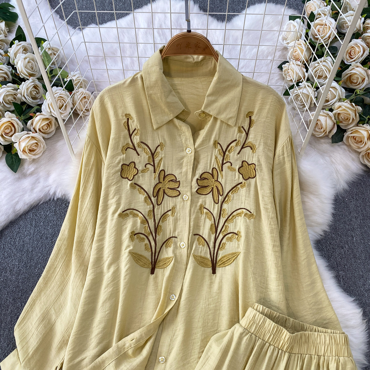 Women's French Style Two Piece Set Commuter Friendly Embroidered Collared Shirt And Slimming Wide Leg Pants Casual High Waisted Outfit_ecoleips.com