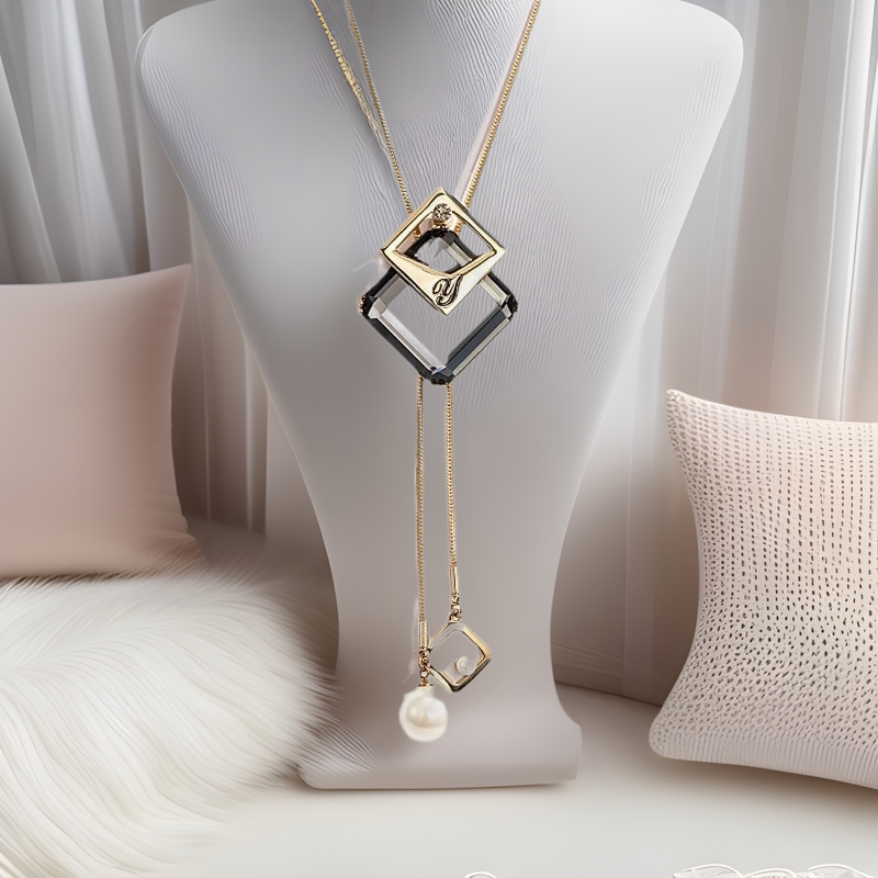 Elegant Fashion Explosive Women's High-end Long Light Luxury Necklace Simple All-match Autumn and Winter Tassel Decorations
