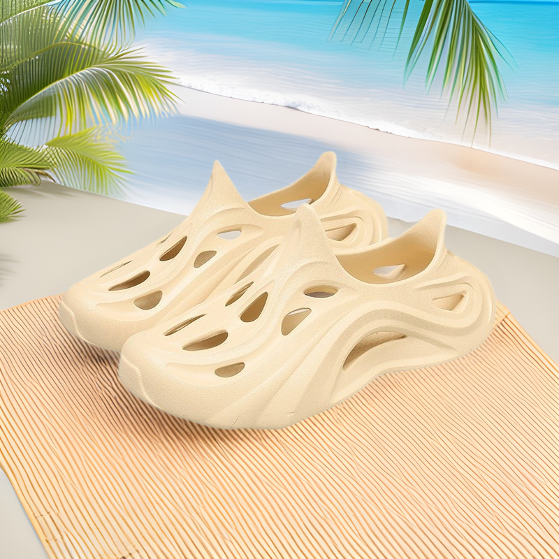 Coconut Croc Shoes Breathable Non-Slip Solid Color Soft Sole Sandals Cross-Border Large Size 2025 Summer New Sandals