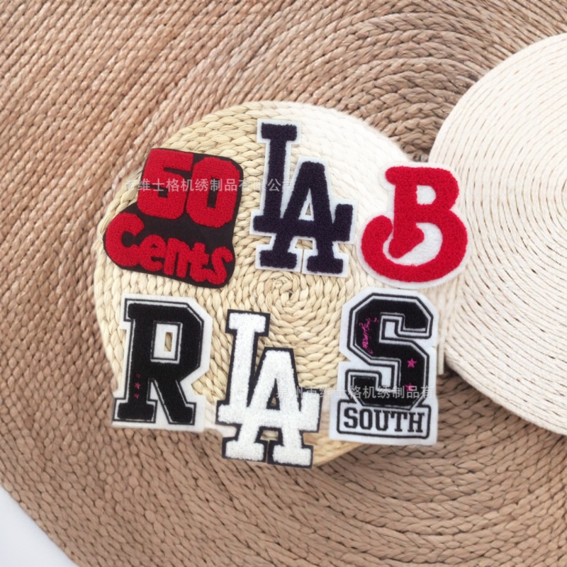 厂家直销毛衣贴衣服补丁贴毛巾绣布贴玩具毛衣装饰帽子宝宝标识