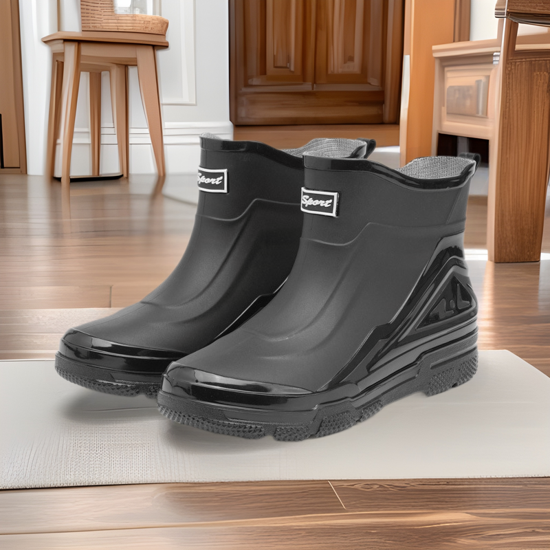 Rain boots men's mid-barrel rain boots low-barrel water shoes fashion non-slip waterproof short thick bottom PVC wear-resistant spot wholesale