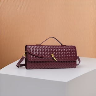 �羳��ƷС�������μ���������r�г����ٴ��L��Ůʿб����L���