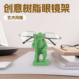 批发创意树脂卡通小兵眼镜支架展示架摆放架眼镜架军人桌面摆件