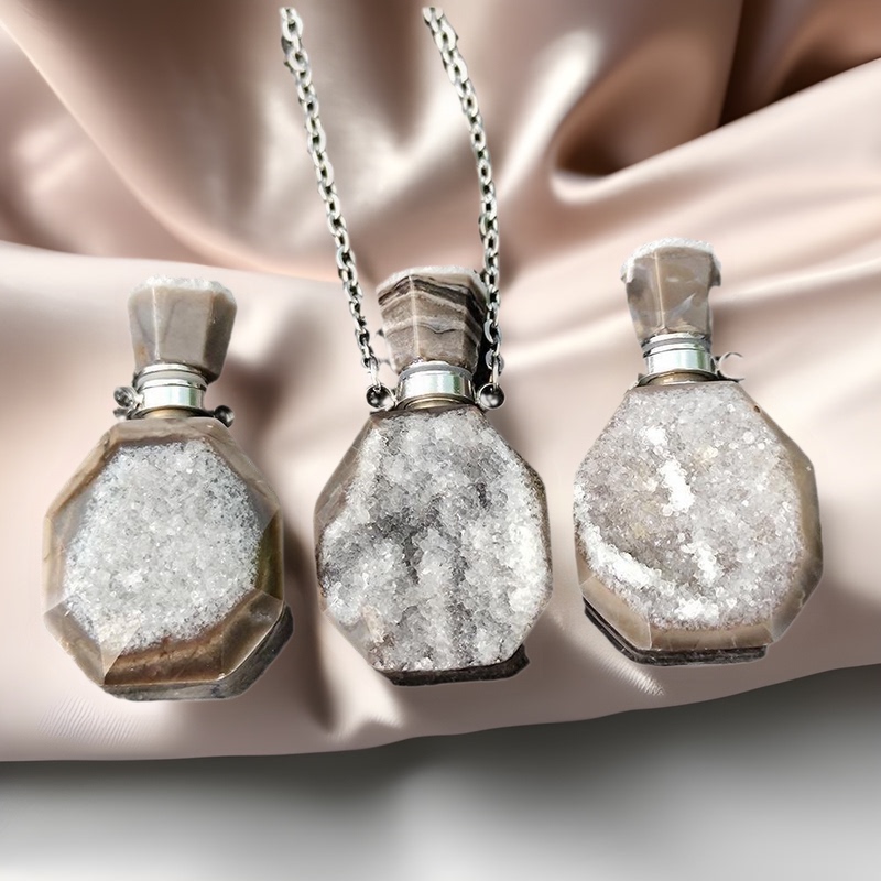 Natural crystal agate gem perfume bottle necklace essential oil bottle pendant exquisite crafts cross-border foreign trade