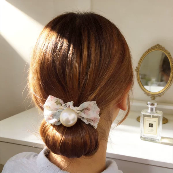 Korean version of the new fabric floral pearl bow hair iron artifact ball head hairdressing stick hairdressing tools wholesale