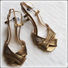 ��Ь���5Ԫ����